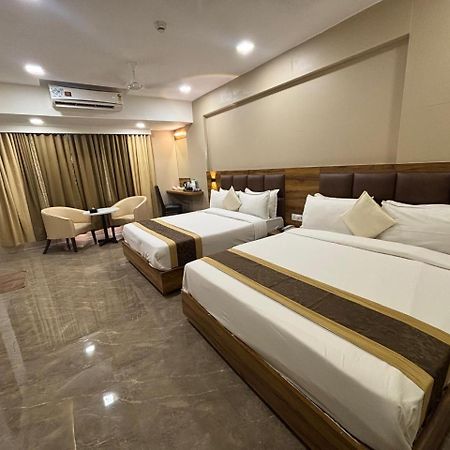 Hotel Grace Galaxy Bombay Eksteriør billede