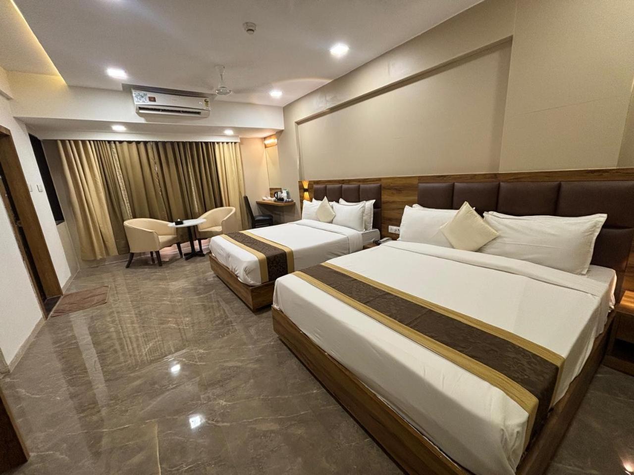Hotel Grace Galaxy Bombay Eksteriør billede
