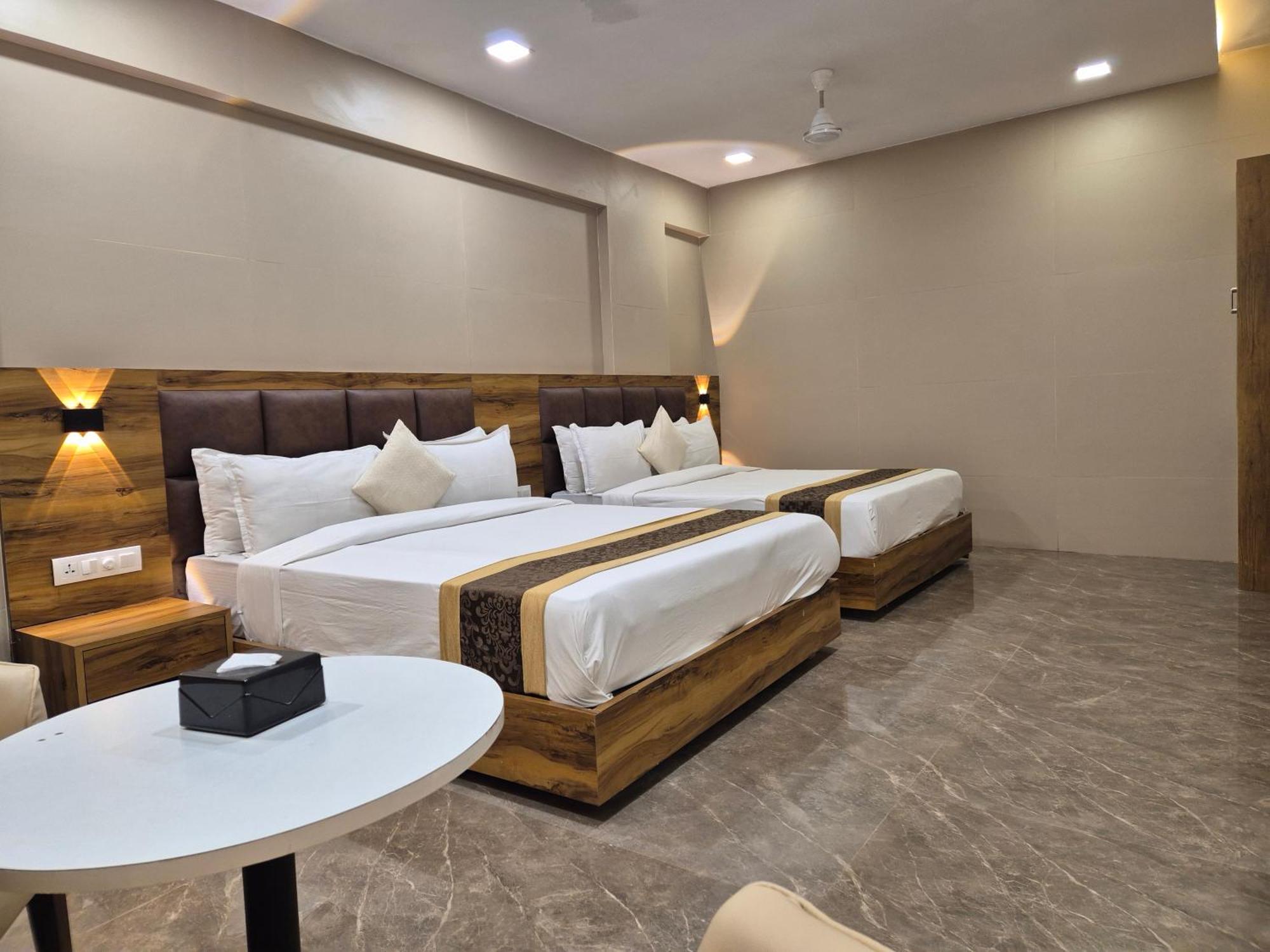 Hotel Grace Galaxy Bombay Eksteriør billede