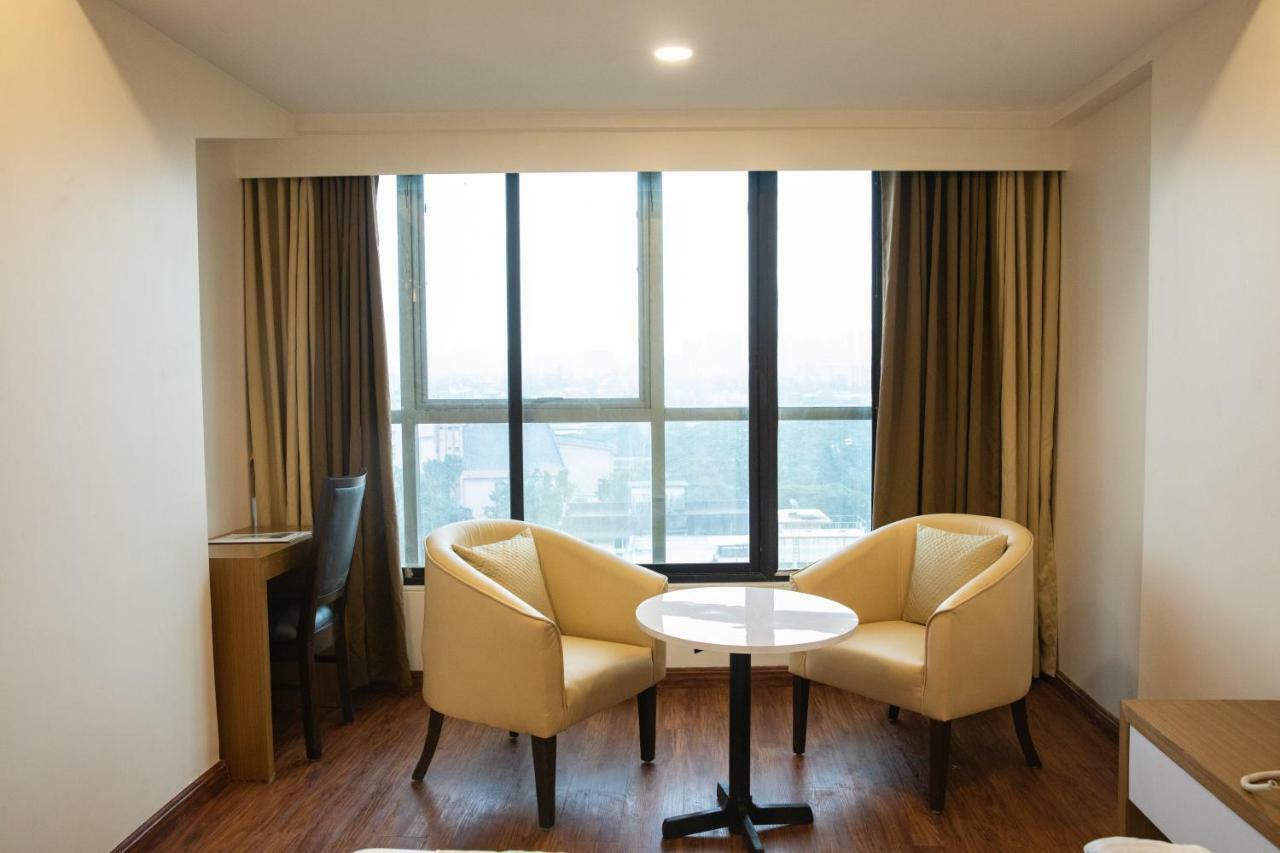 Hotel Grace Galaxy Bombay Eksteriør billede